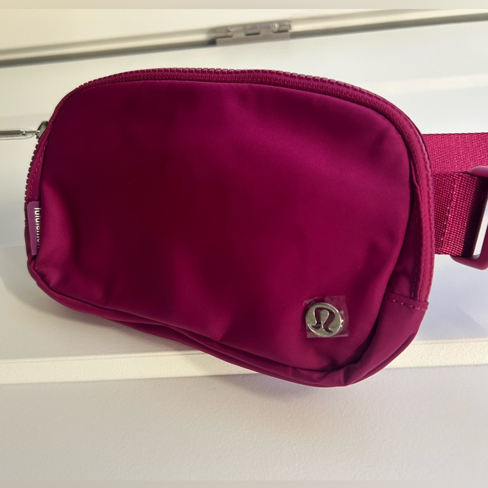 Everywhere Belt Bag